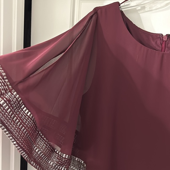 NWT Asymmetrical Cold Shoulder Cape Jumpsuit - Picture 5 of 9